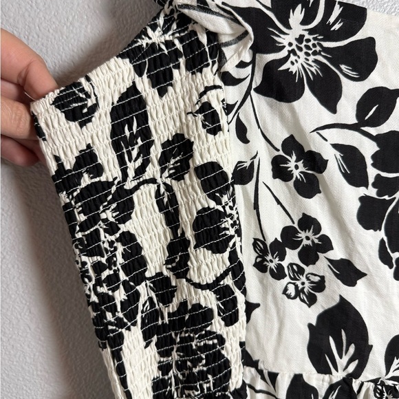 Draper James Floral Flutter Sleeve Midi Dress - Picture 4 of 8